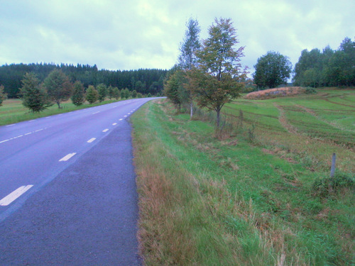 Cycling to Askersund.